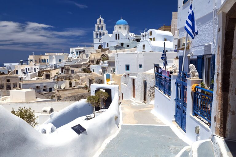 Where can I get weed in Santorini