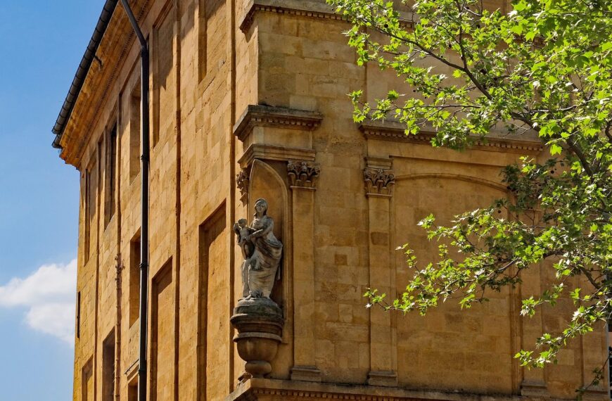 Discover How To Get Weed In Aix en Provence