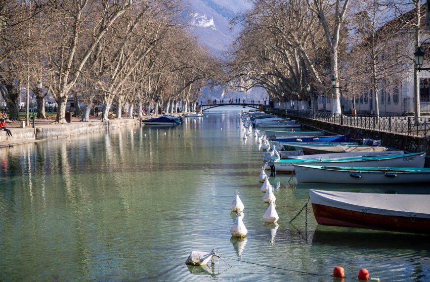 Discover How To Get Weed In Annecy