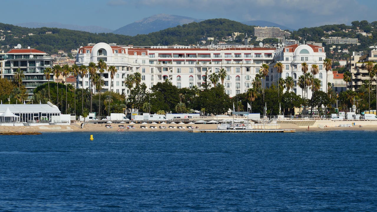 Discover How To Get Weed In Cannes