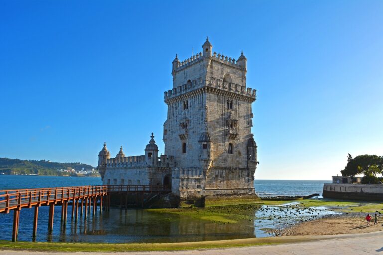 Discover How To Get Weed In Guimaraes