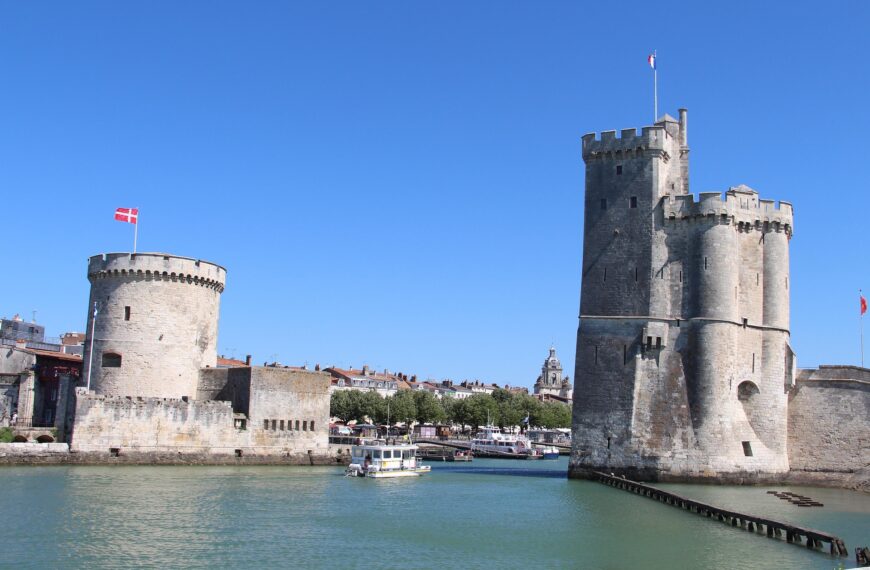 Discover How To Get Weed In La Rochelle