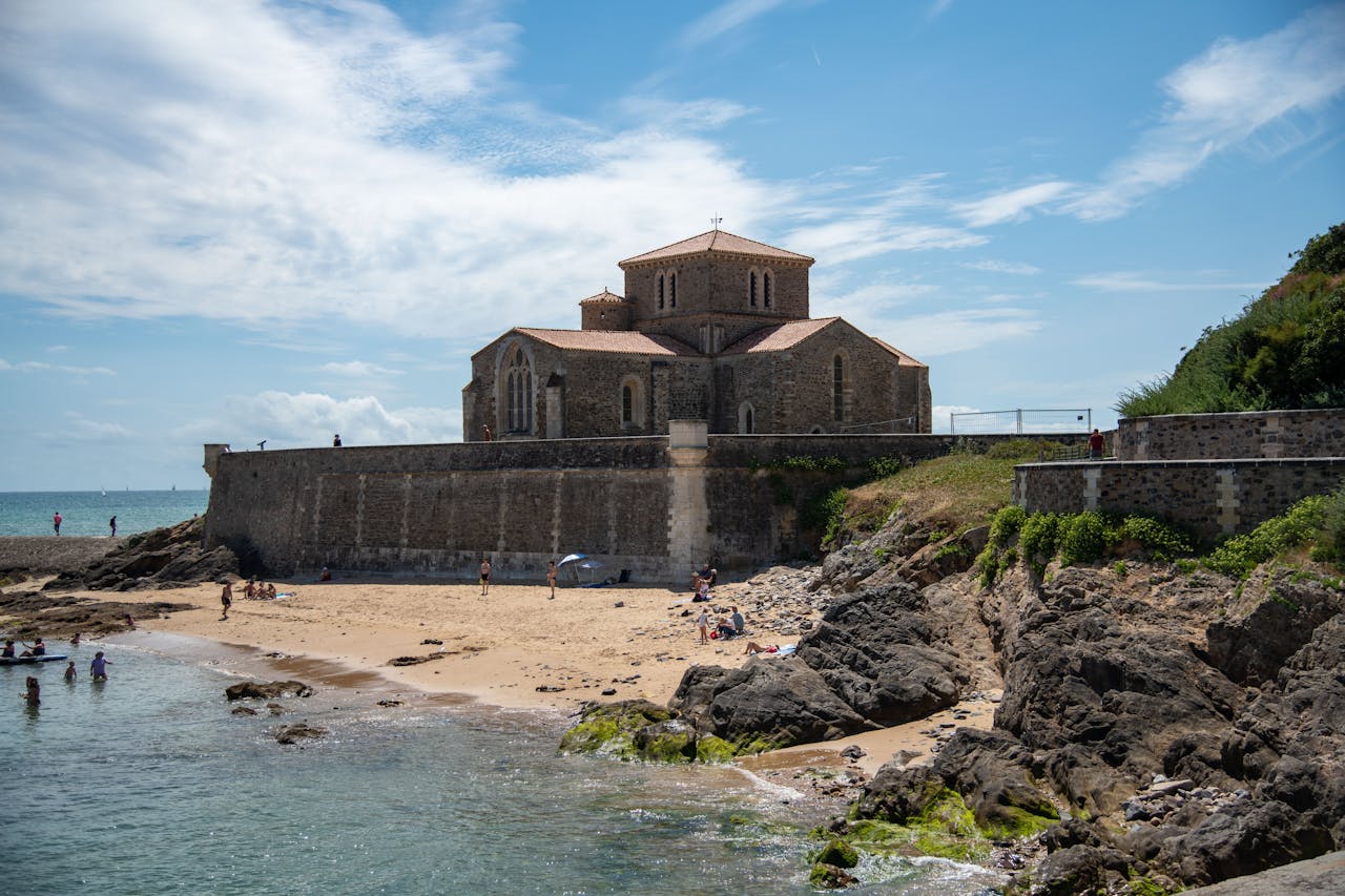 Discover How To Get Weed In Saint-Malo